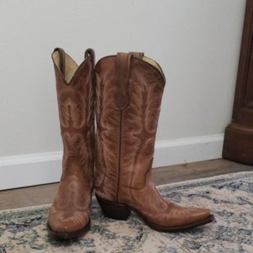 CORRAL western boots, NEW 7.5